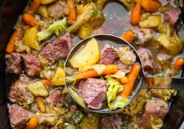 Slow Cooker Corned Beef and Cabbage Stew