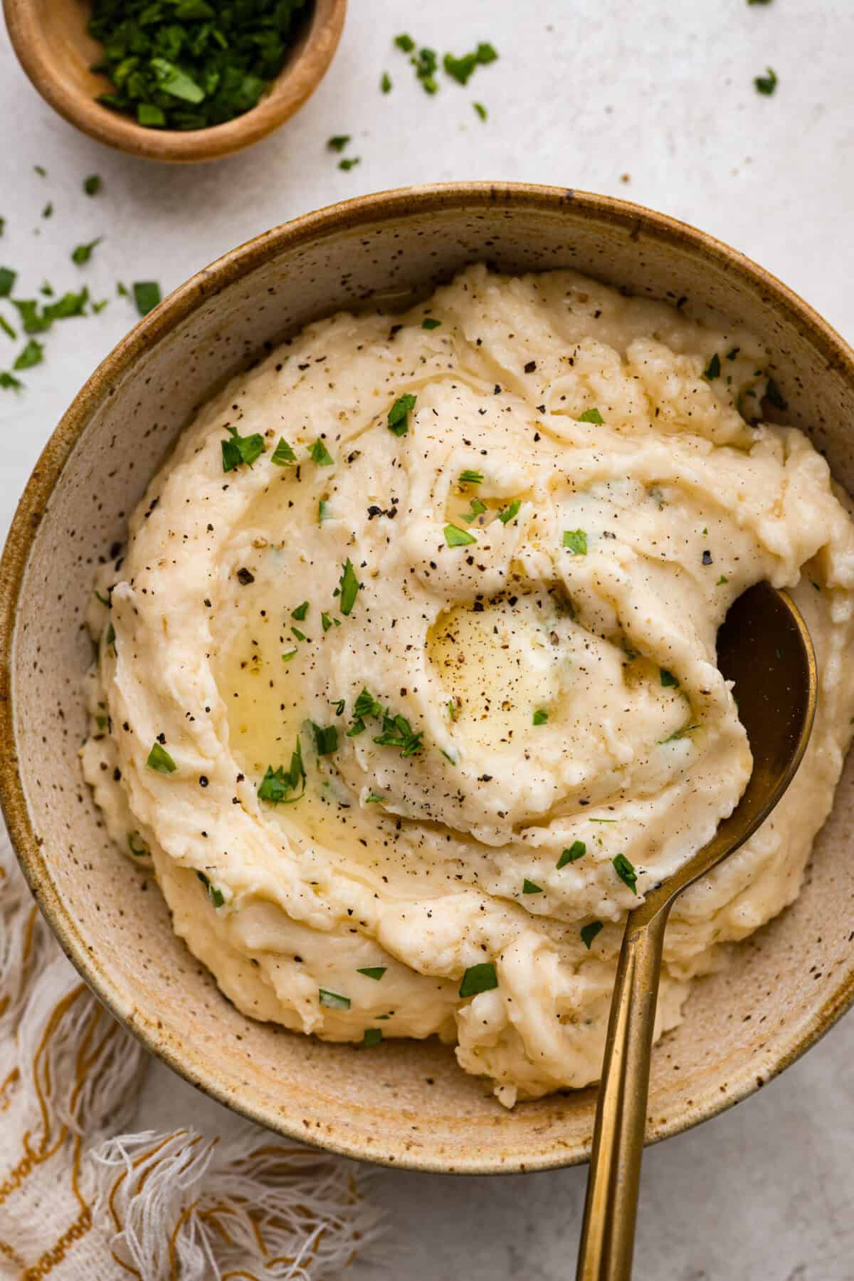 Overhead shot of plated million dollar mashed potatoes.