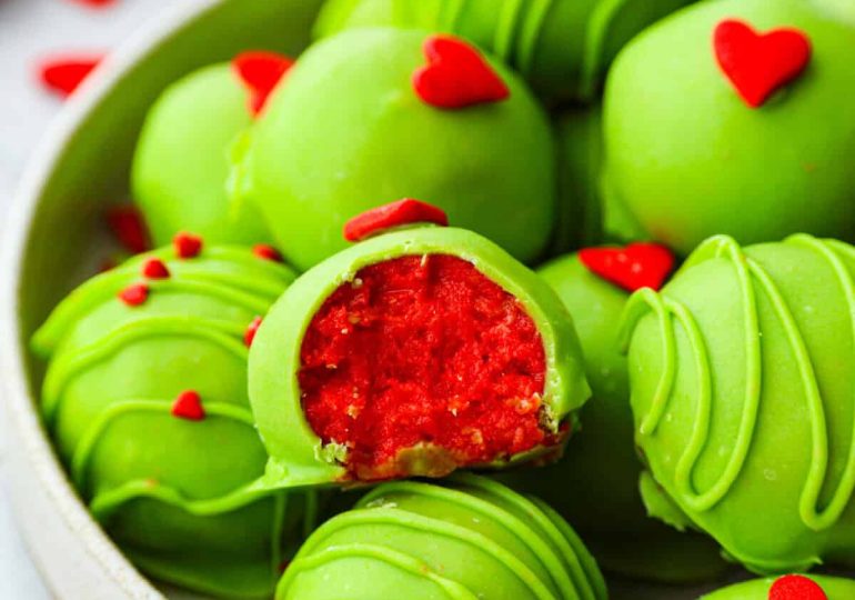 Grinch Oreo Balls