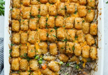 Cheesy Tater Tot Casserole