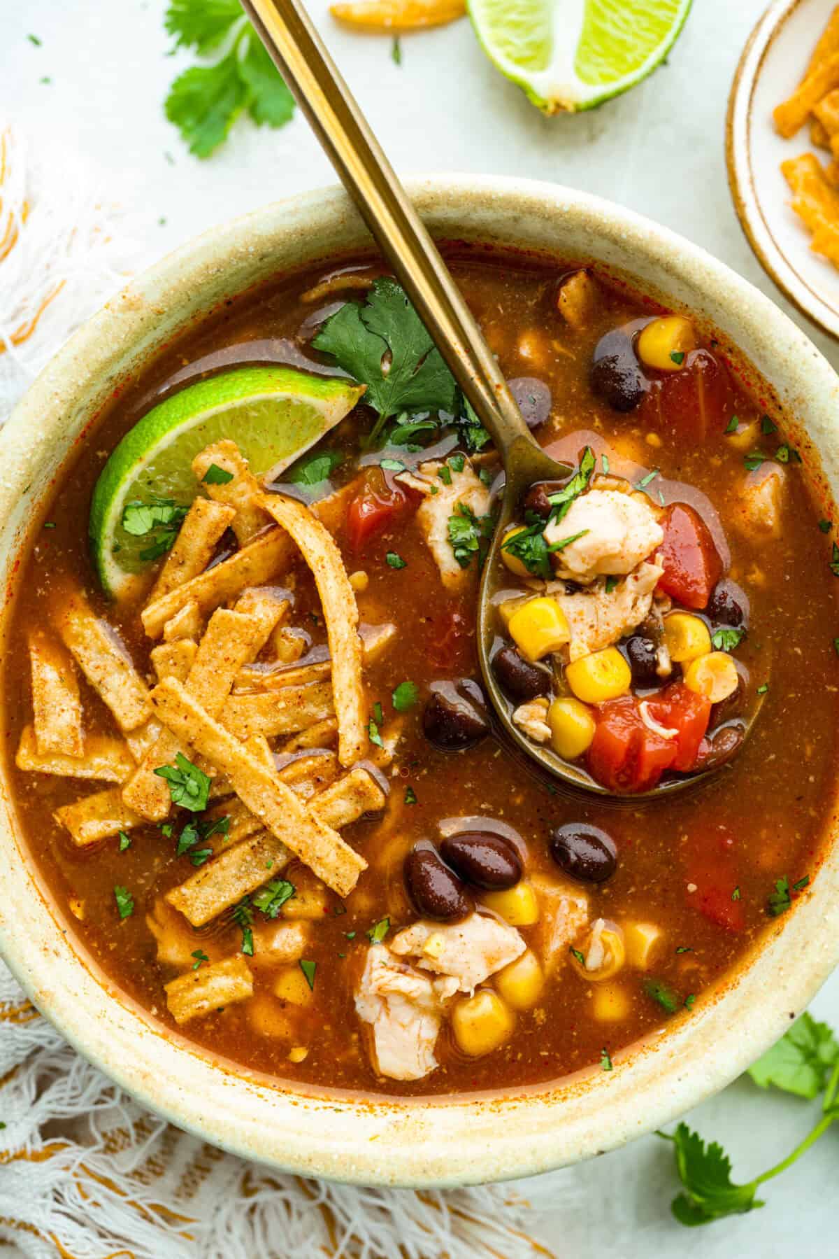Bowl of 8 can chicken tortilla soup.