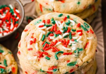 Christmas Sprinkle Cookies