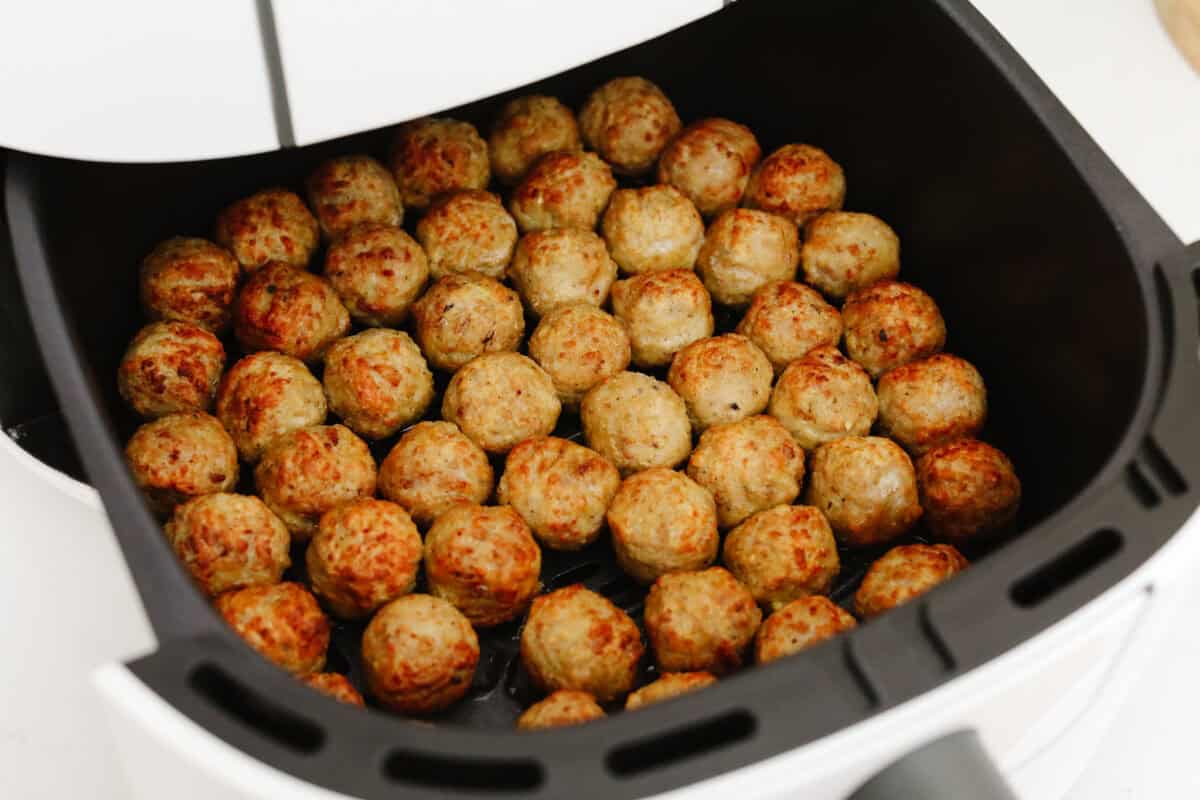 Okay, hear me out, frozen meatballs in the air fryer are a total game-changer. They come out crispy on the outside, juicy on the inside, and taste like you made them from scratch (but without the effort). I use them ALL the time! Cooked and read to enjoy!