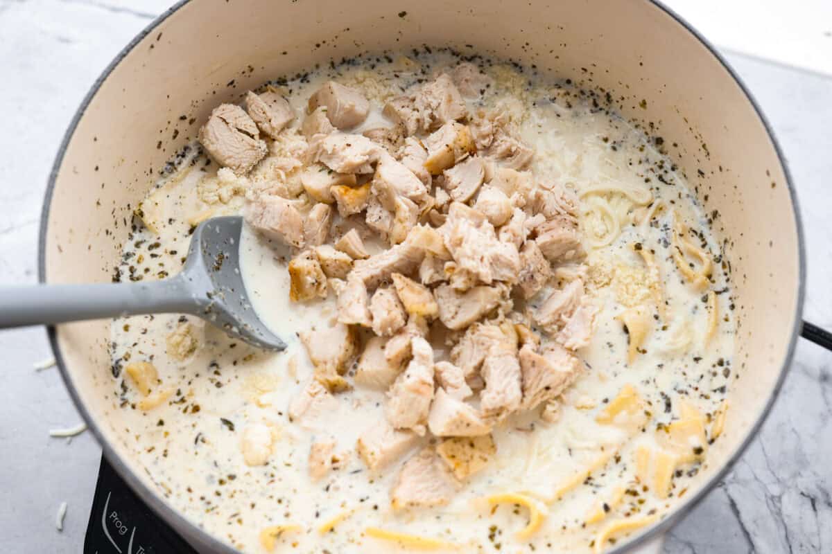 Warm up fast with this creamy, cheesy chicken Alfredo soup! Tender chicken, rich broth, and pasta all come together in just 30 minutes for the ultimate comfort bowl. Pre-cooked chicken added to the soup.